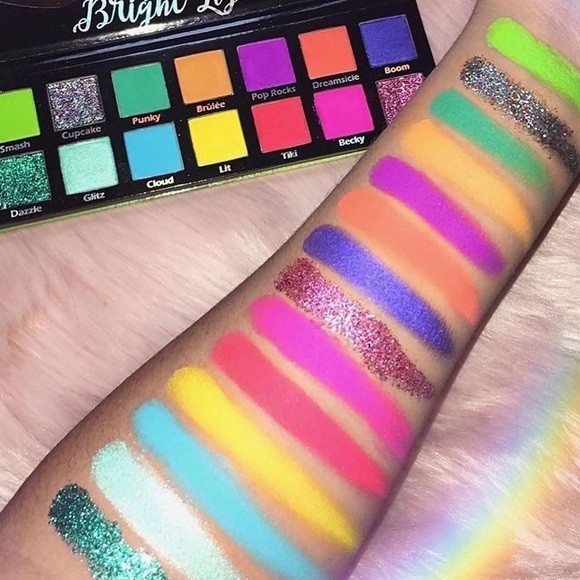 Pinky Rose Cosmetics - Bright lights - Picture 2 of 6